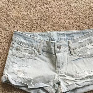 American Eagle women’s jean shorts